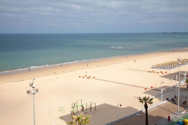 Azul Maritimo Apartment Cádiz Exterior foto