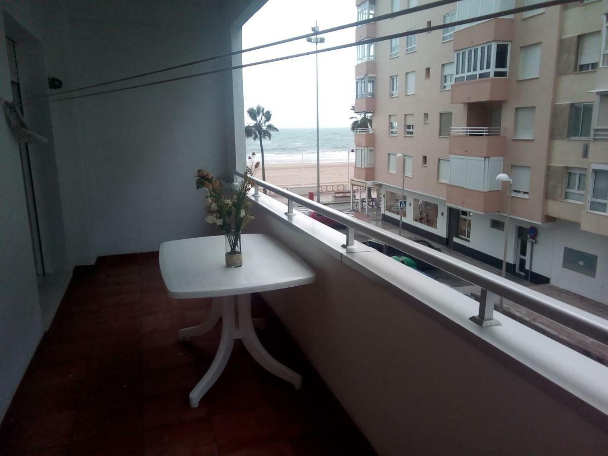 Azul Maritimo Apartment Cádiz Exterior foto